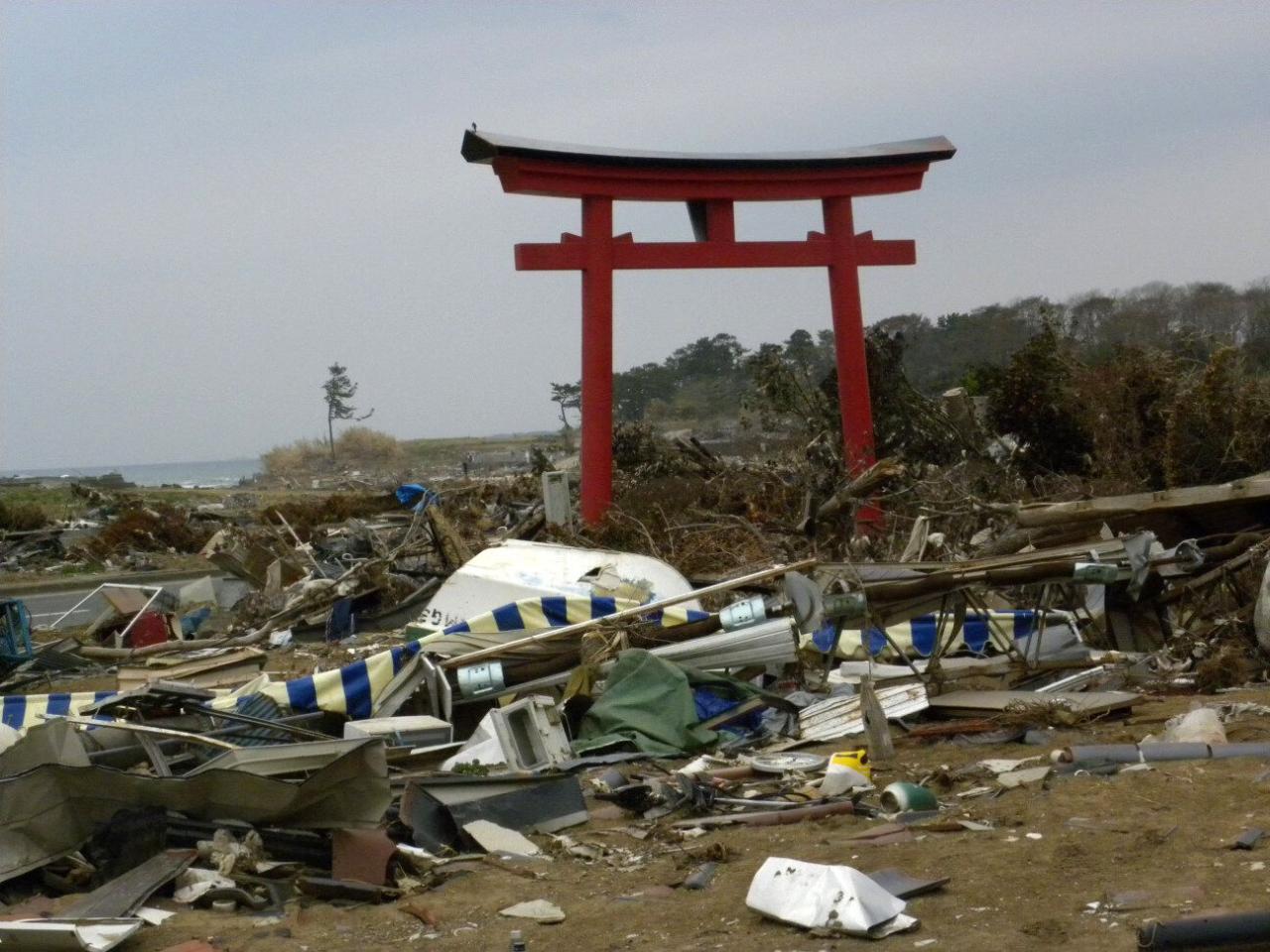 3/11 From one Disaster to another Japan Earthquake Tsunami Fukushima ... Disaster Recovery & RMM